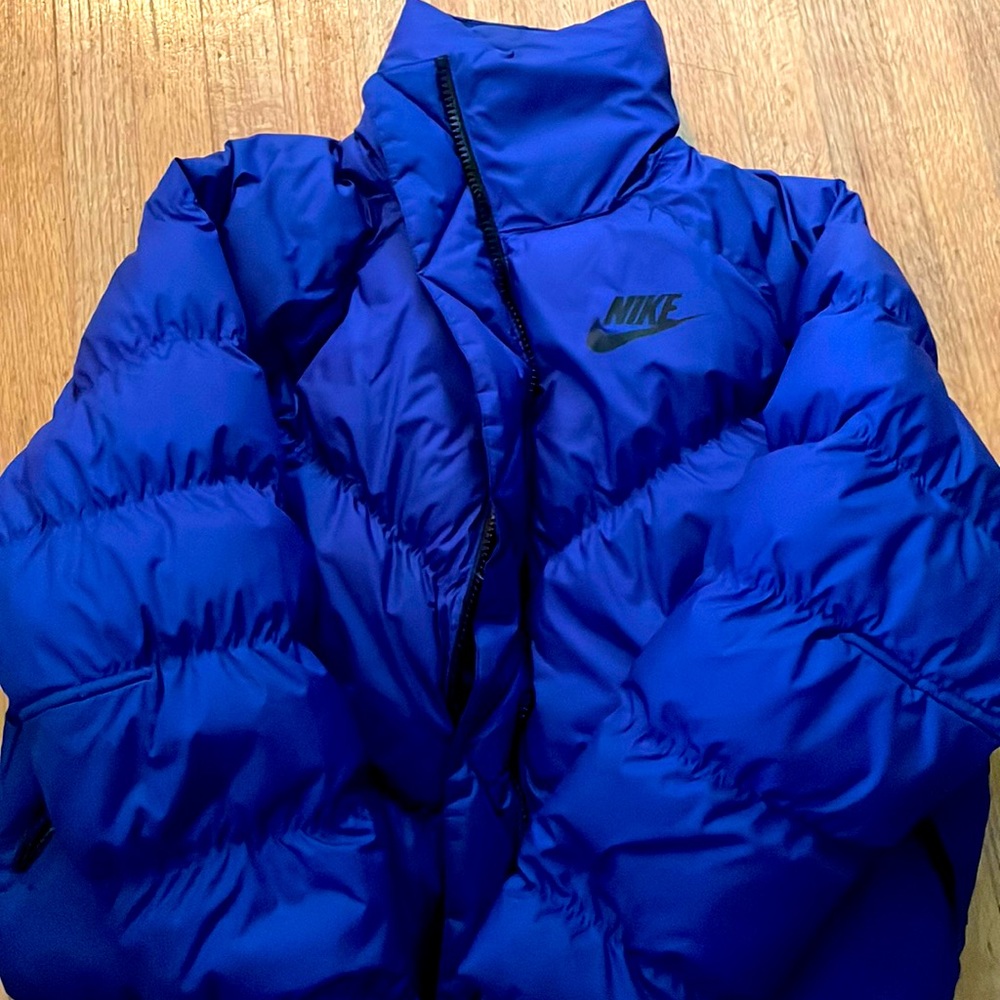 Nike puffer jacket